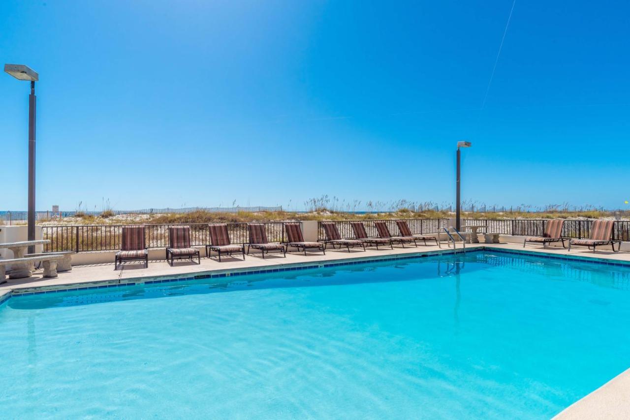 Island Winds East 202 By Albvr - Beautifully Renovated Beachfront Condo & Steps Away From Hangout & More! 굴프 쇼어스 외부 사진